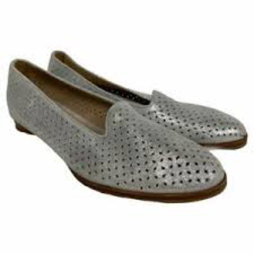 NEW Johnston & Murphy sliver slipper flats (EUC)
